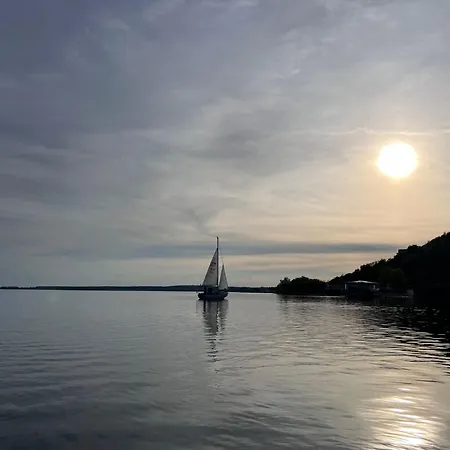 Hotel na wodzie Lod U Jancura