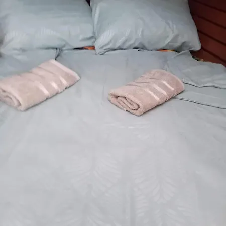 Hotel en barco Lod U Jancura Kaluža